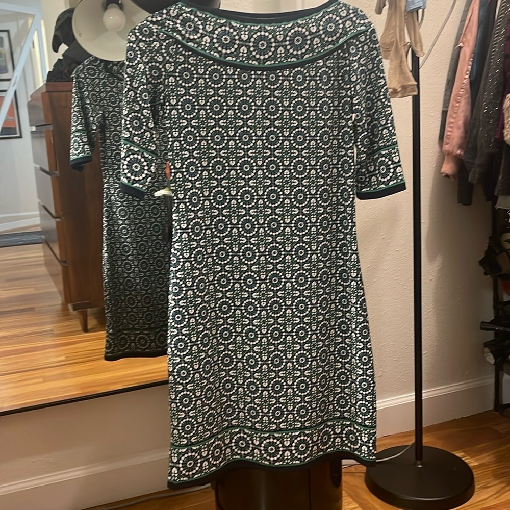Max studio new with tag geometric print size small